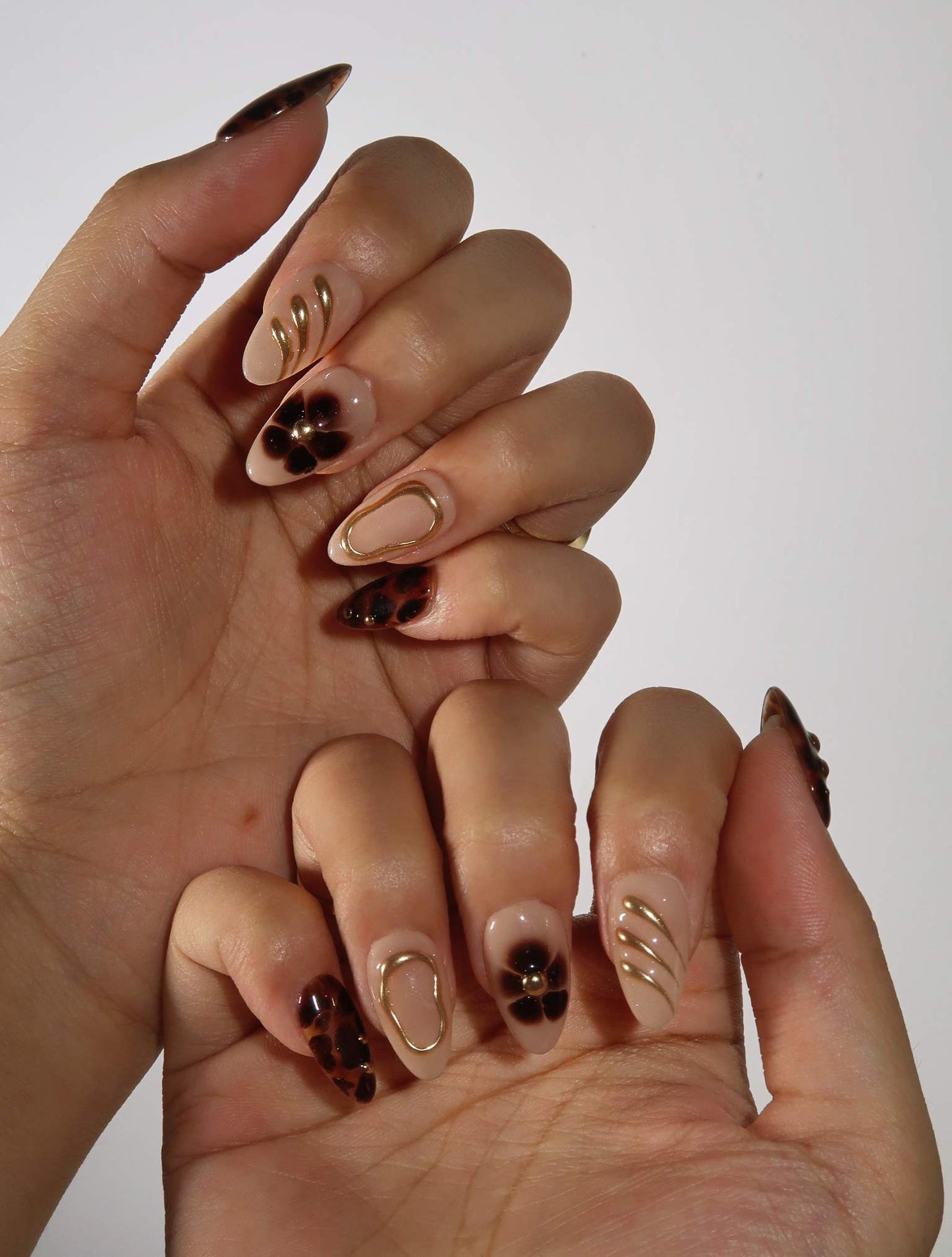 Camila (Press-On Nails hechas a Mano)