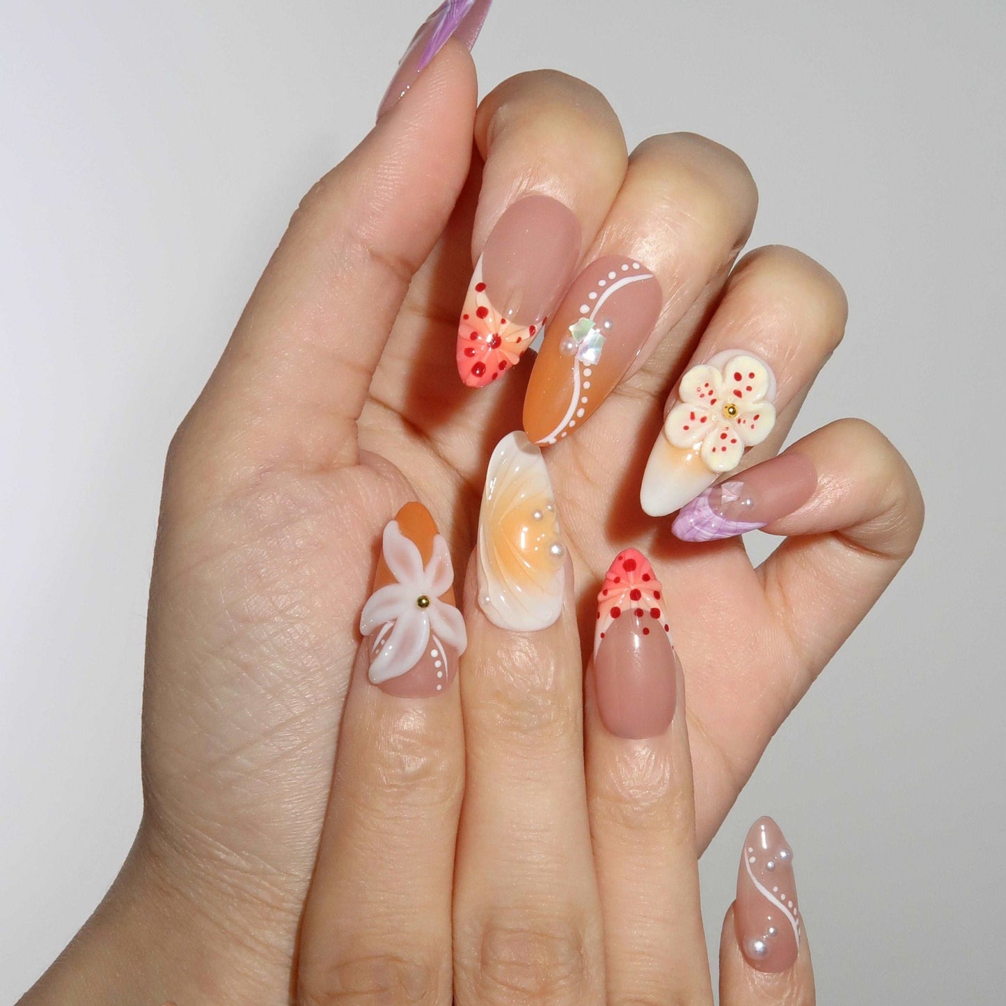 Coral (Press-On Nails hechas a Mano)