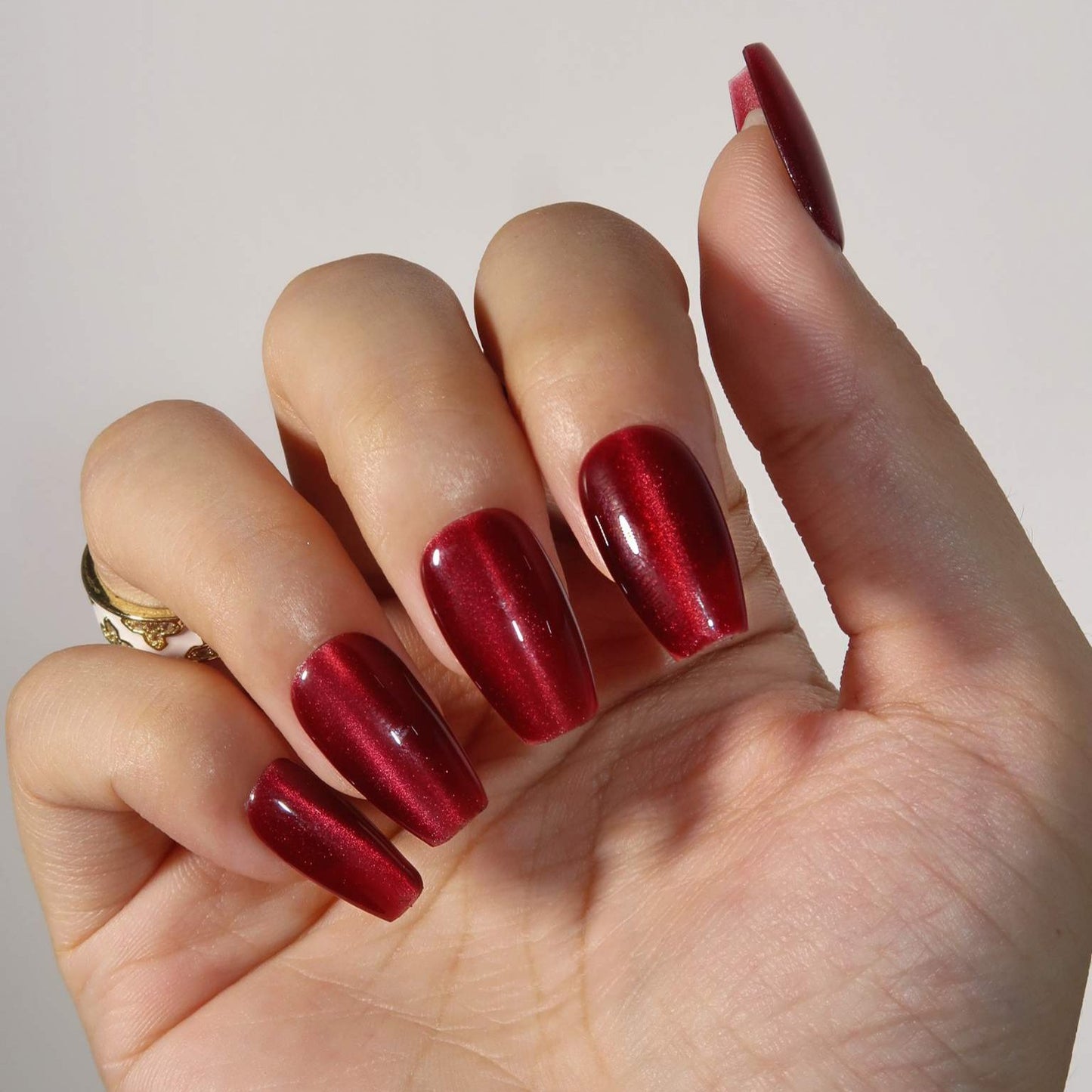 Scarlet (Press-On Nails hechas a Mano)